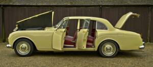 Image 31/49 of Rolls-Royce Silver Cloud III (1964)