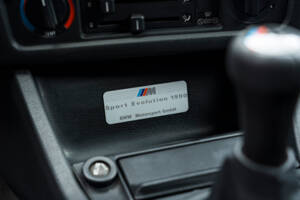 Image 26/37 of BMW M3 Sport Evo (1990)