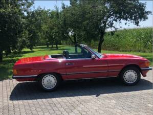 Image 4/12 de Mercedes-Benz 300 SL (1988)