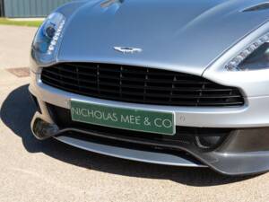 Image 30/80 of Aston Martin Vanquish (2013)