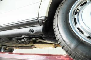 Bild 44/50 von Mercedes-Benz 230 TE (1984)