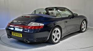 Bild 9/50 von Porsche 911 Carrera 4S (2004)