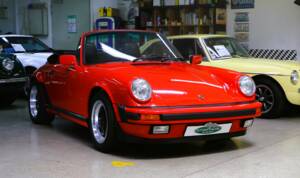 Image 4/47 of Porsche 911 Carrera 3.2 (1989)