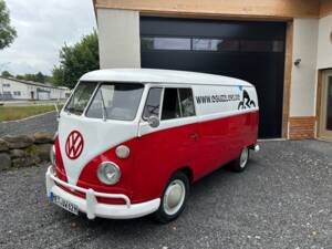 Image 3/10 of Volkswagen T1 panel van (1962)