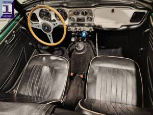 Image 30/48 de Triumph TR 4 (1962)