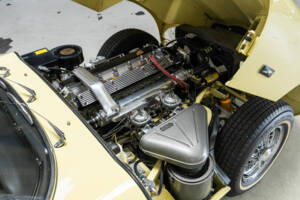 Immagine 16/32 di Jaguar E-Type (1969)