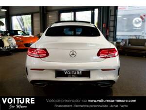 Image 4/21 of Mercedes-Benz C 300 (2018)