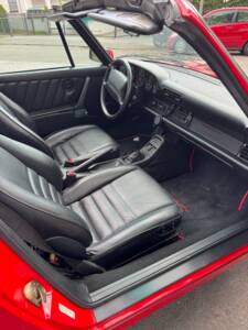 Imagen 12/23 de Porsche 911 Carrera 2 (1991)