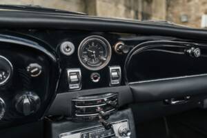 Afbeelding 48/75 van Aston Martin DB 5 Volante (1964)