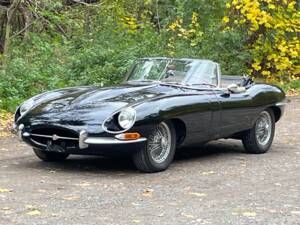 Bild 3/47 von Jaguar E-Type (1968)