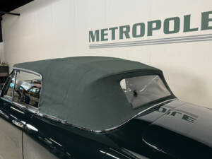 Image 18/37 of Aston Martin DB 2&#x2F;4 Mk III (1959)