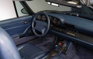 Image 13/25 of Porsche 911 Carrera (1997)