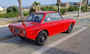 Image 2/5 de Lancia Fulvia Safari (1975)