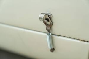 Imagen 24/50 de Jaguar E-Type 3.8 (1964)