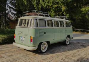 Image 6/30 of Volkswagen T2 Brasil Camper (1982)