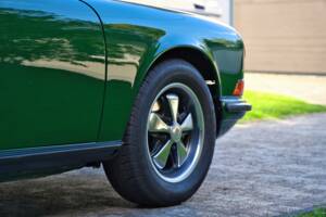 Image 7/76 of Porsche 911 2.4 T (1973)