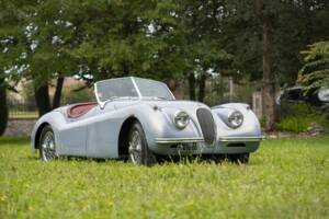 Image 8/8 of Jaguar XK 120 OTS (1953)