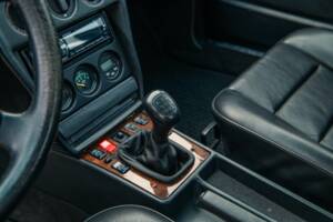 Bild 25/32 von Mercedes-Benz 190 E 2.5-16V (1992)