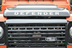 Bild 41/50 von Land Rover Defender 90 Autobiography (2015)