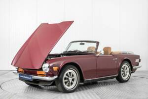 Image 36/50 of Triumph TR 6 PI (1969)