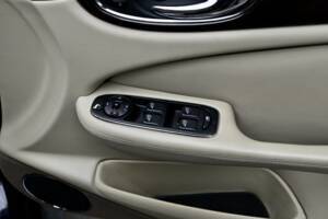 Image 46/50 of Jaguar XJ 8 4.2 (2006)