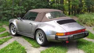Image 67/104 of Porsche 911 Carrera 3.2 (1986)