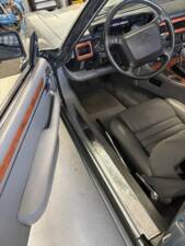 Image 4/8 of Jaguar XJ-S H.E. (1990)
