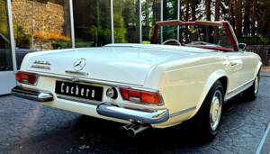 Afbeelding 5/34 van Mercedes-Benz 280 SL (1968)