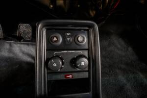 Image 28/38 of Porsche 911 Carrera 3.2 (1986)