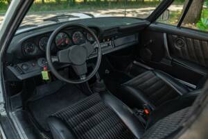 Image 33/50 de Porsche 911 SC 3.0 (1979)