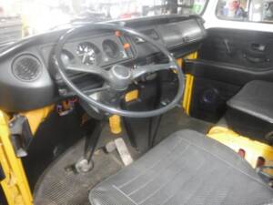Image 5/50 of Volkswagen T2 a&#x2F;b (1977)