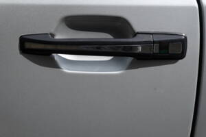 Image 40/69 of Mercedes-Benz E 320 (1994)