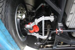 Image 19/22 of Ferrari 365 GTB&#x2F;4 Daytona (1971)