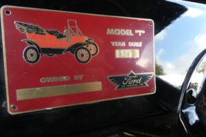 Image 37/41 of Ford Model T Touring (1925)