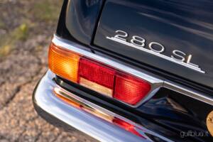 Image 35/79 de Mercedes-Benz 280 SL (1969)
