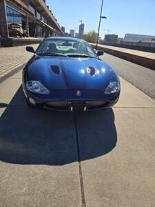 Immagine 4/24 di Jaguar XKR (2002)