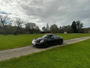 Image 13/42 of Porsche 911 Carrera S (2018)