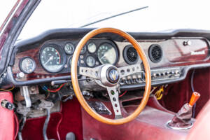 Image 21/36 of Maserati Mexico 4200 (1966)