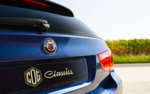 Image 13/32 of ALPINA B3 S Bi-Turbo xDrive (2012)