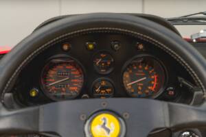 Bild 34/43 von Ferrari 328 GTS (1985)