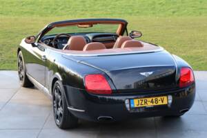 Image 39/50 of Bentley Continental GTC (2007)