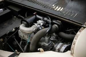Image 21/43 of Morgan Plus 8 Inj. (1984)