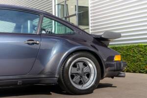 Imagen 7/33 de Porsche 911 Turbo 3.3 (1988)