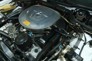 Bild 43/50 von Mercedes-Benz 560 SEC (1988)
