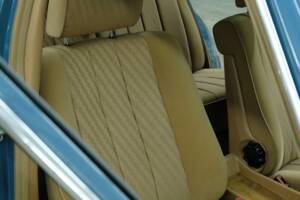 Bild 33/50 von Mercedes-Benz 280 SE (1983)