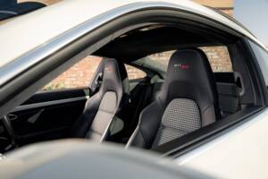 Immagine 37/71 di Porsche 911 Carrera S (2014)