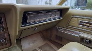 Image 16/34 of Lincoln Continental Mark IV (1974)