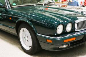 Bild 7/29 von Jaguar XJ6 3.2 Executive (1997)