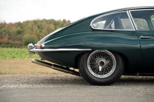 Image 7/20 de Jaguar Type E 3.8 (1961)