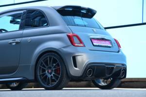 Image 14/16 of Abarth 695 Biposto (2016)